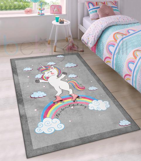 Sevimli Patenli Unicorn Gökkuşağı Desenli Çocuk Odası Halısı